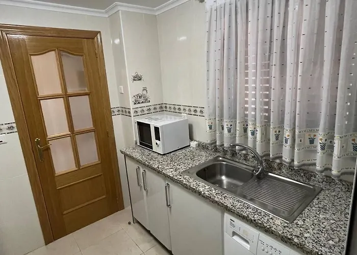 Azaleas 82 比利亚霍约萨